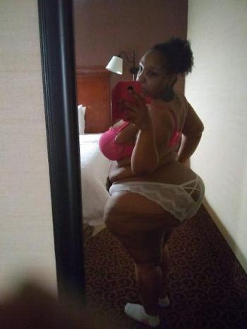 Jazmyn, 32  female escort, Pittsburgh