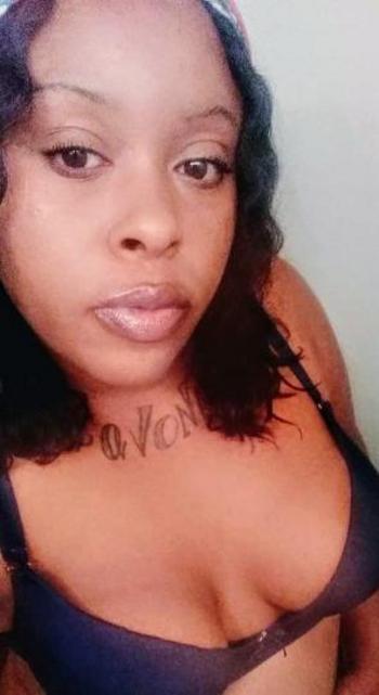 Sweets☺️💚, 25  female escort, Pittsburgh