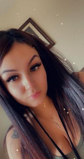 Lena, 22  female escort, Pittsburgh