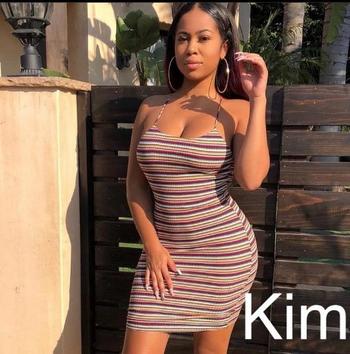 Kim, 22  female escort, Pittsburgh