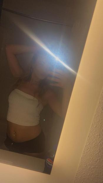 London, 25  female escort, Pittsburgh