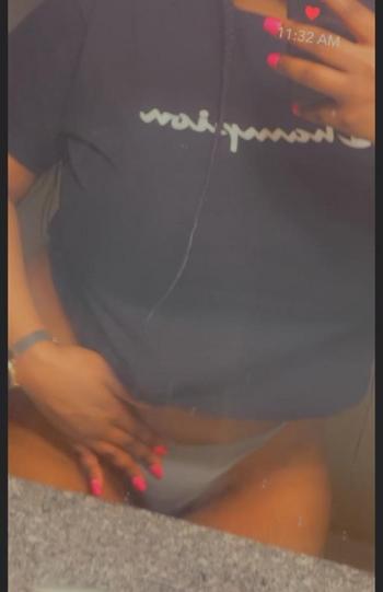 Tionne, 27  female escort, Pittsburgh